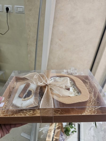 بكج هدية كرتون ٢